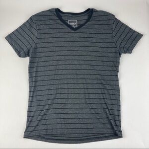 Dikotomy Co Tshirt Mens Medim Gray Striped Vneck Short Sleeve